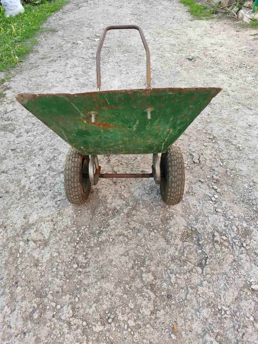 Продам тачку для саду