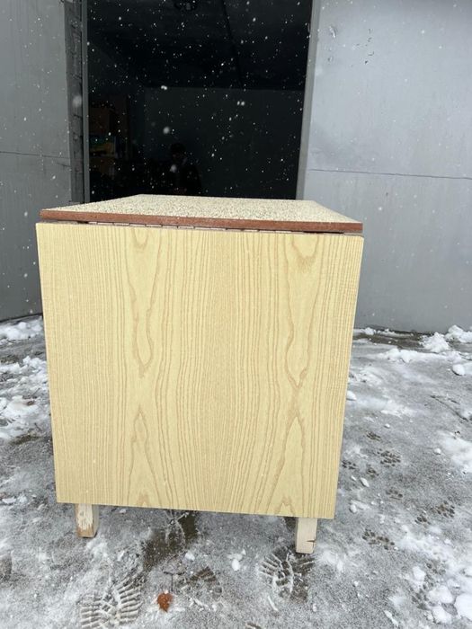 Продаю раскладной кухонный стол