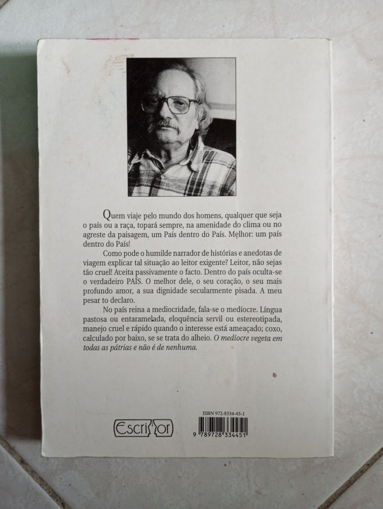 Viagens no reino da mediocracia, Alberto Ferreira.