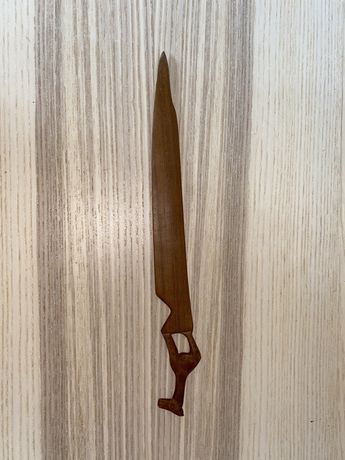 Drewniany nożyk do listów
