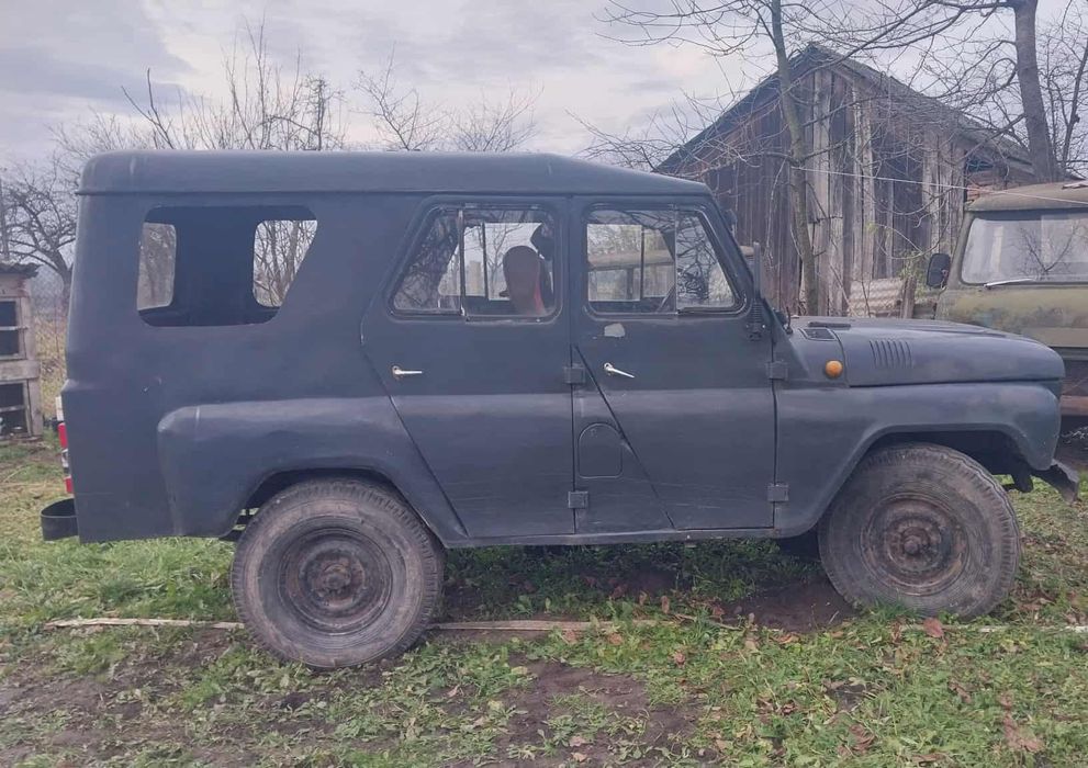 Автомобіль  УАЗ 469