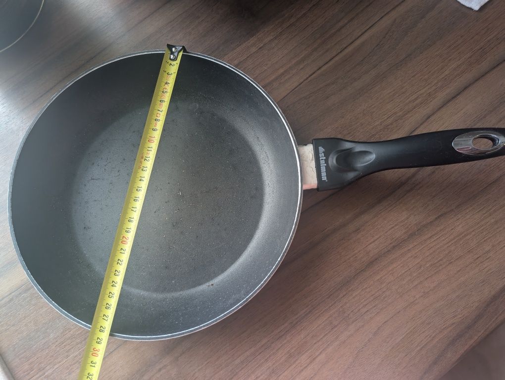 Patelnia 28 cm na płytę indukcyjną