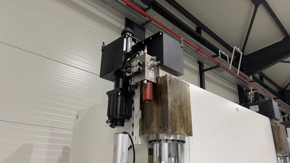 Листогиб Гибридный (на сервоприводе) 8+1 ЧПУ ESA875 220тон