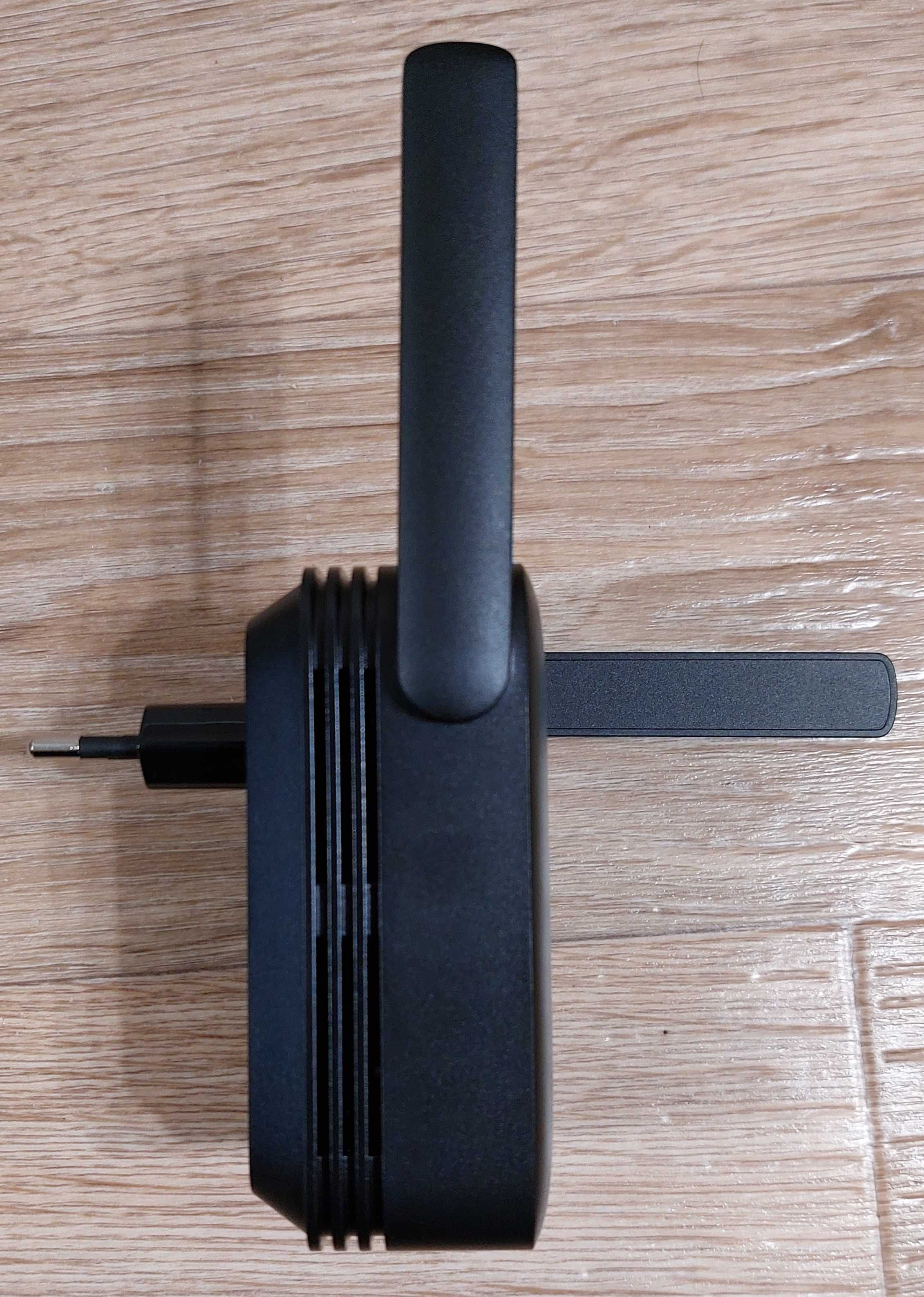 (НОВЫЙ) WI-FI Репитер Xiaomi
Mi Range Extender AC1200 Ретранслятор