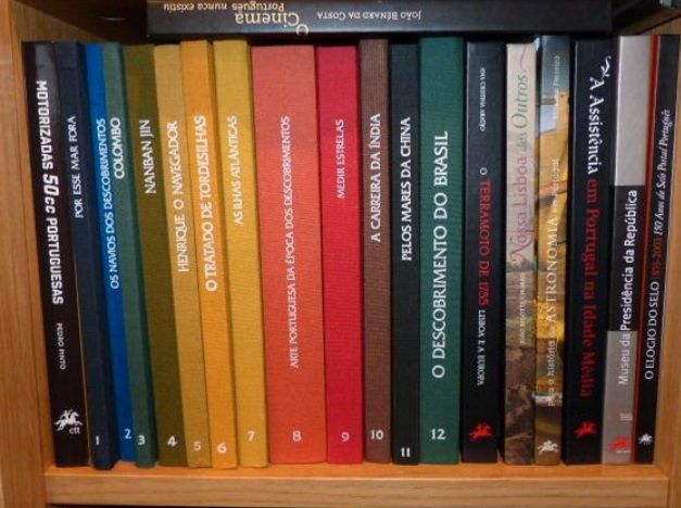 Livros CTT com selos, completos