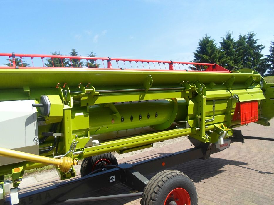 Kombajn zbożowy CLAAS TRION 640