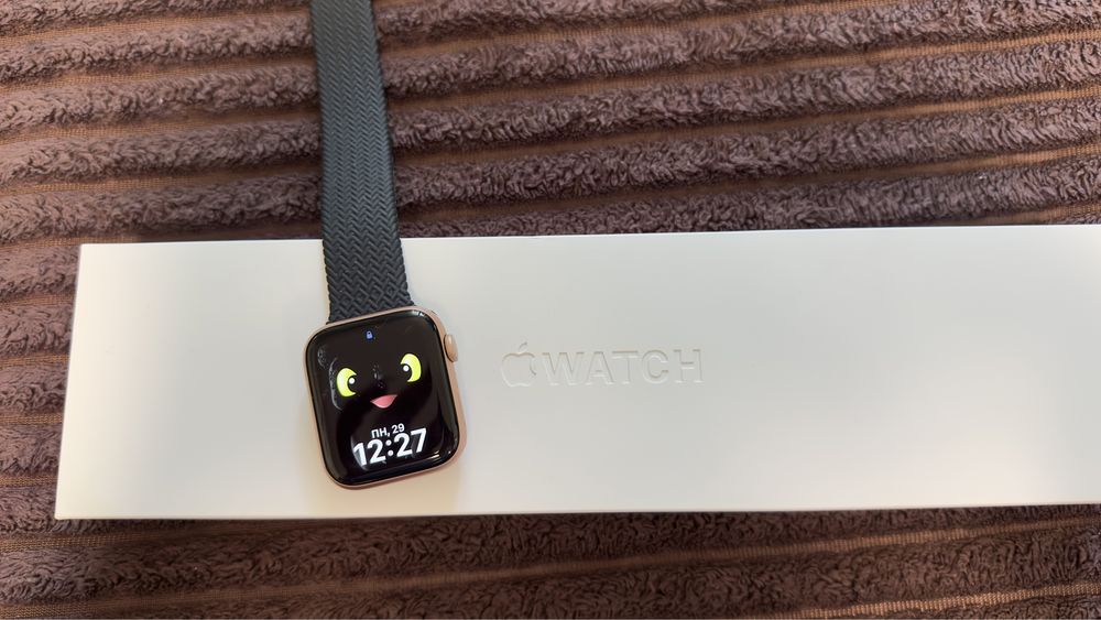Apple Watch series 6 44 mm