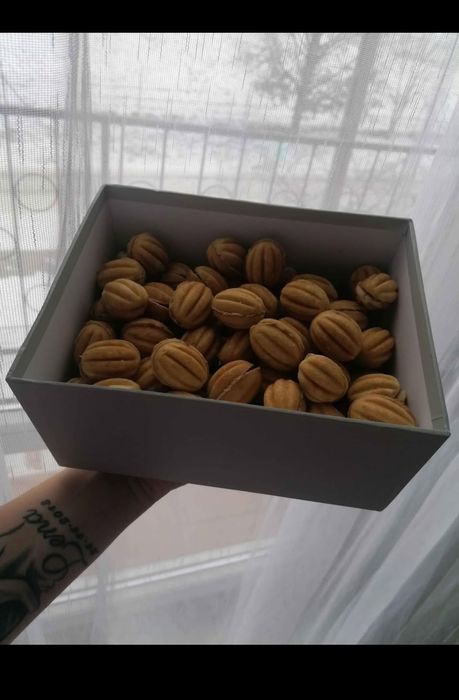 Orzeszki ciastka 1 szt -> 1 zł