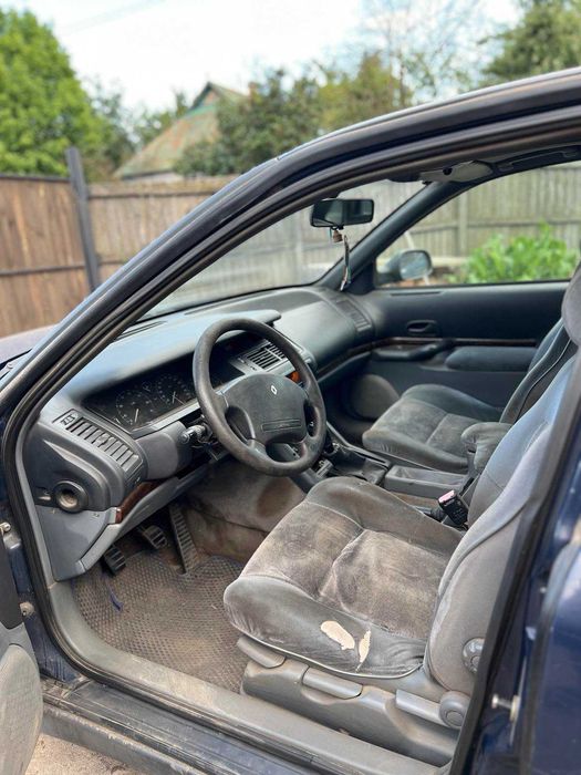 Авто Renault Safrane 2