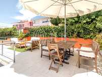 Moradia T3+1 com anexo e terraço, em Campolide, Lisboa