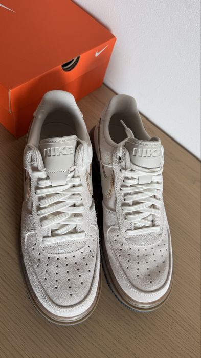 Nike Air Force 1 Luxe | rozmiar 44.5 EU