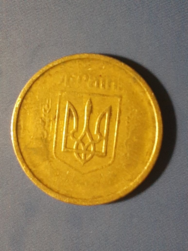 Бракована монета 10 копійок брак аверса