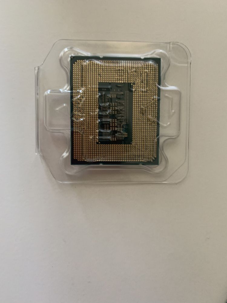 Процесор Intel Core i5-12400F 2.5GHz/18MB