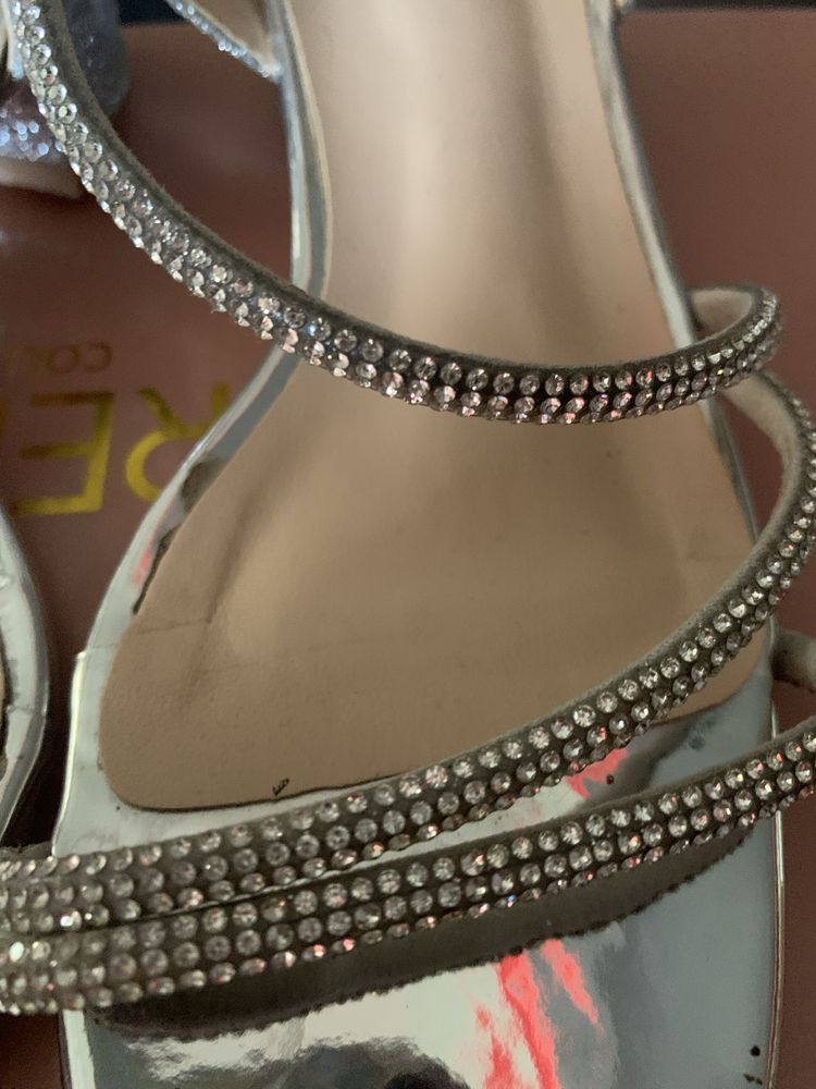 Sandalias classicas