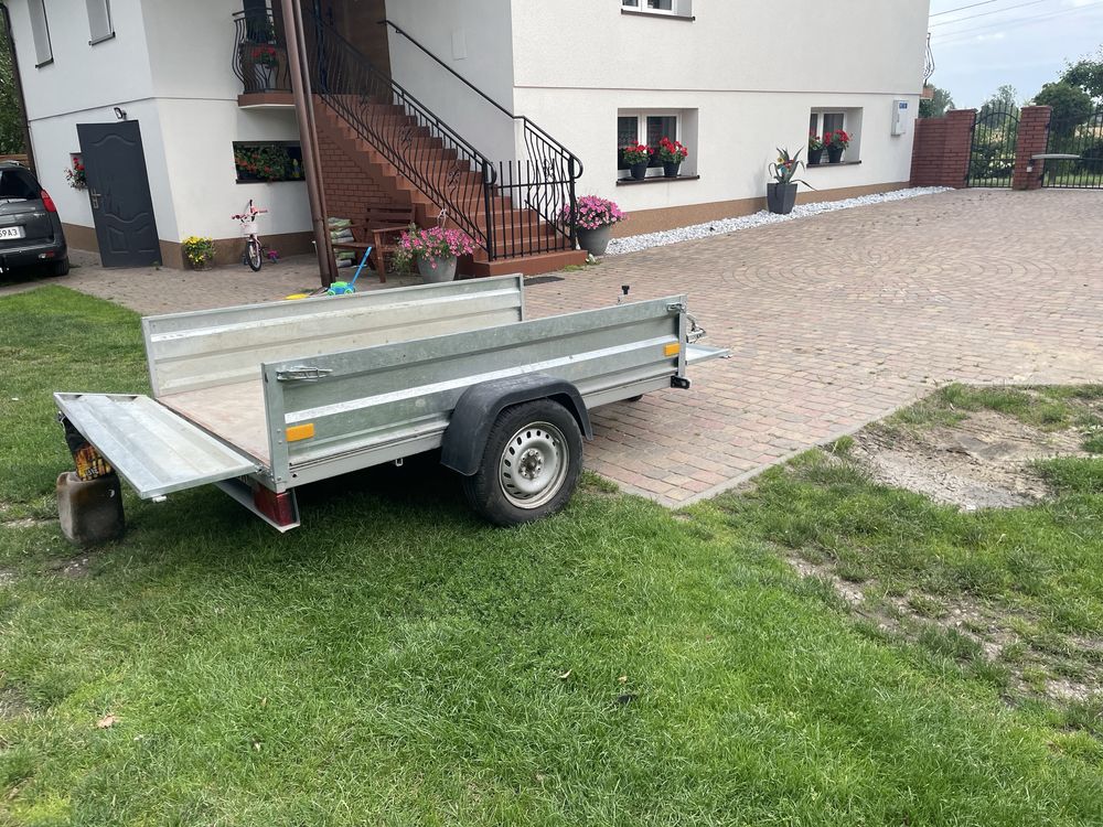 Przyczepka niewiadow 208x122