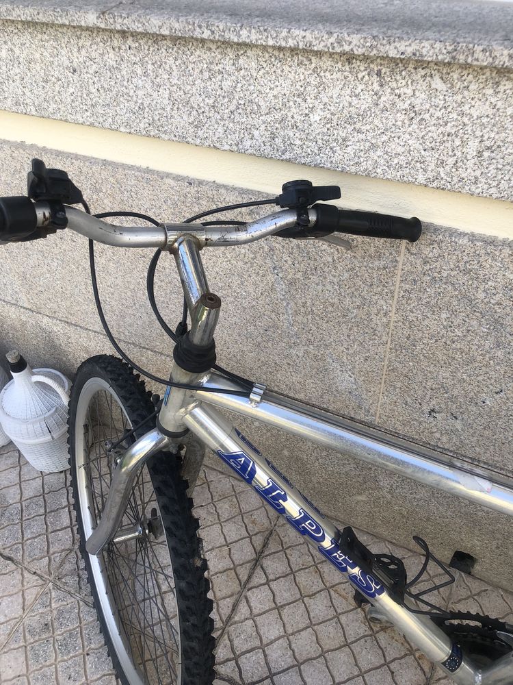 Bicicleta aluminio roda 26