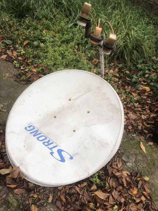 Тарілка супутникома