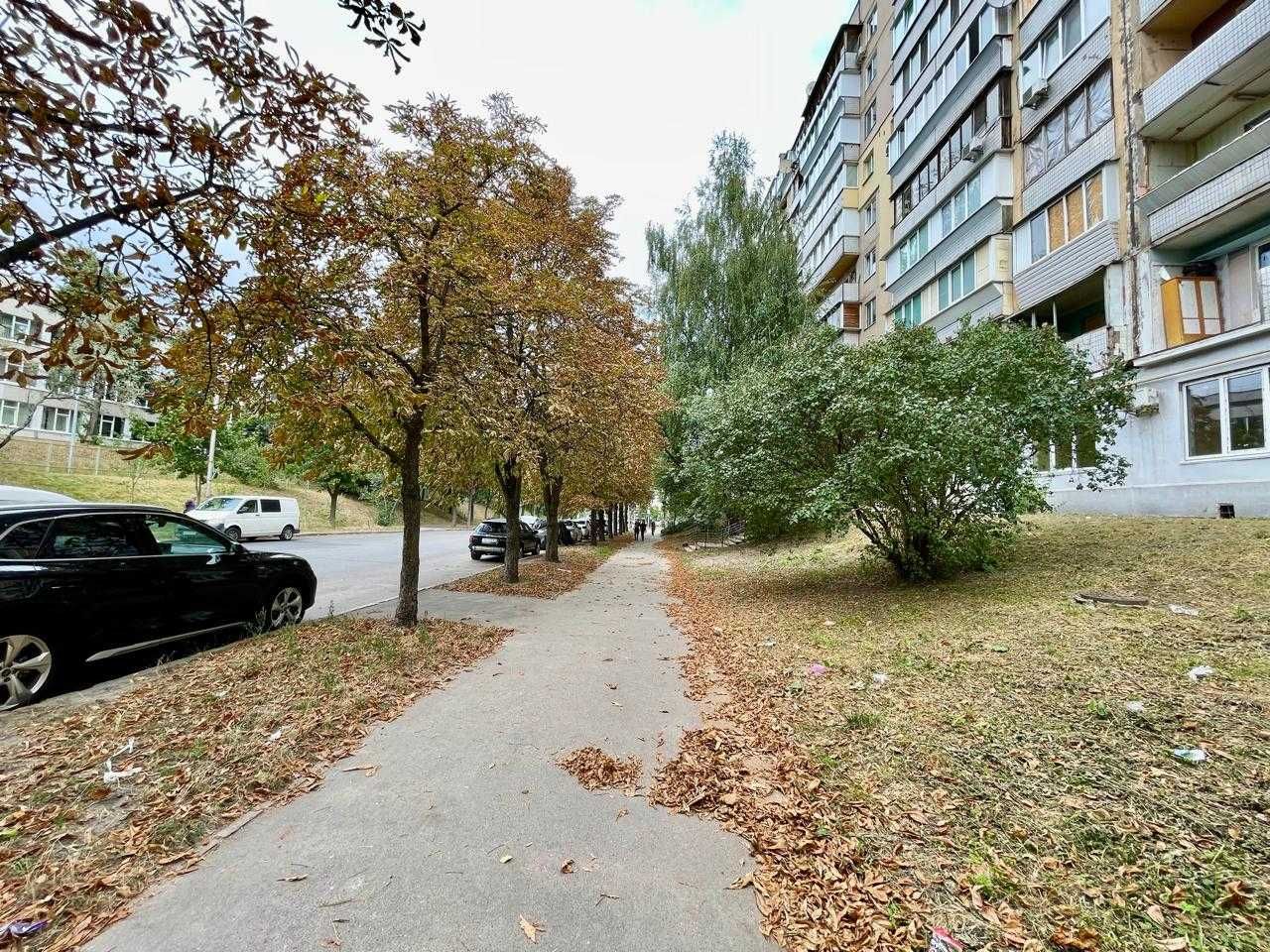 Оренда фасадного  приміщення 139 м2.,  1-й поверх, вул. Кудряшова, 7