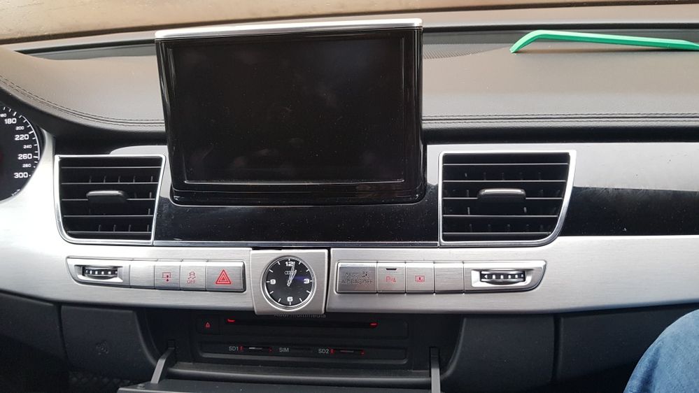 Naprawa ekranu, wyświetlacza, monitora, LCD Audi A6 C7 A8 D4 D3