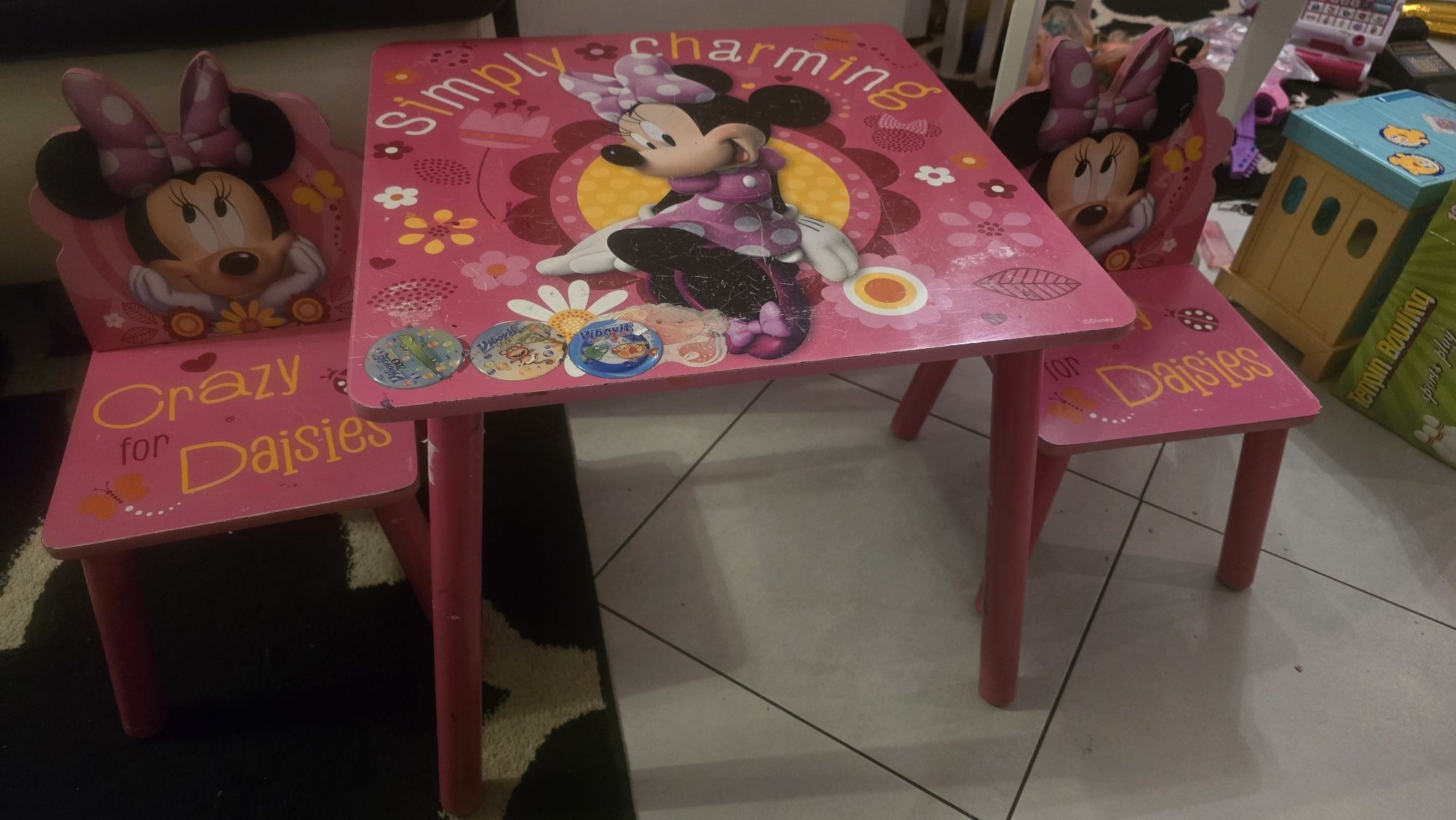 Stolik i dwa krzesełka różowe myszka miki minnie