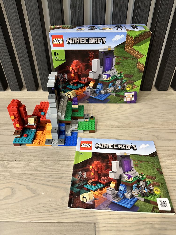 Lego Minecraft 21172