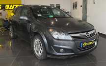 Opel Astra  2010