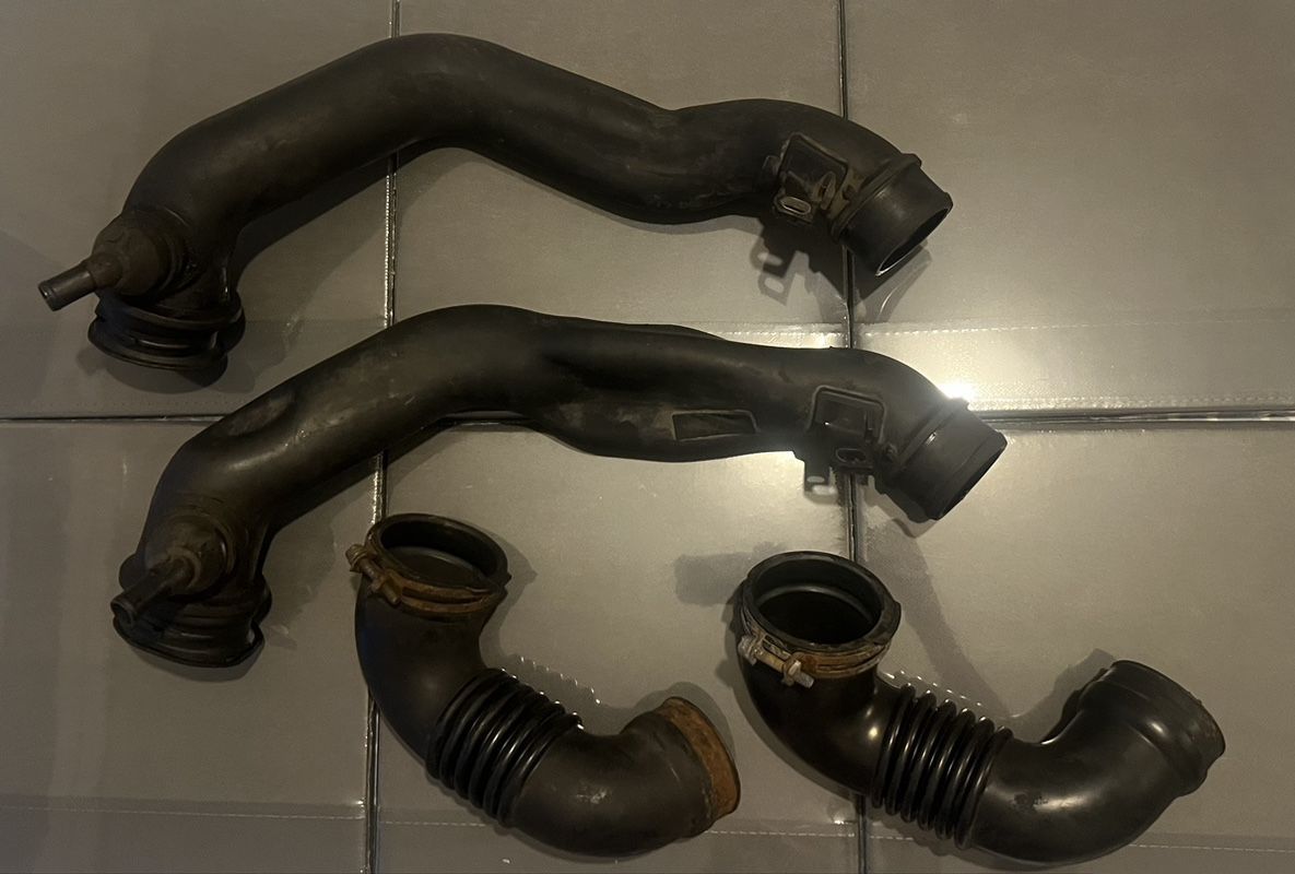 Mazda 6 GG GY GH 2005/2010r Mazda 5 CR 2005/2010r 2.0 diesel Rura turbo wąż turbiny powietrza filtr RF7J/RF8G stan B.ładny przewód dolot turbo