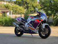Yamaha YZF 750 R