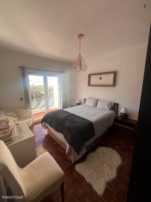 Quarto - localizado em Lisbon