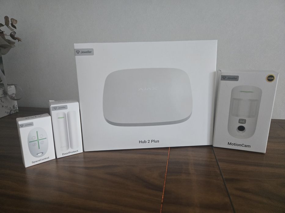 Ajax HDR StarterKit Cam Plus White