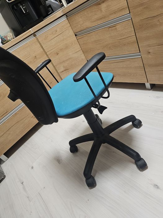 Krzesło obrotowe dziecięce