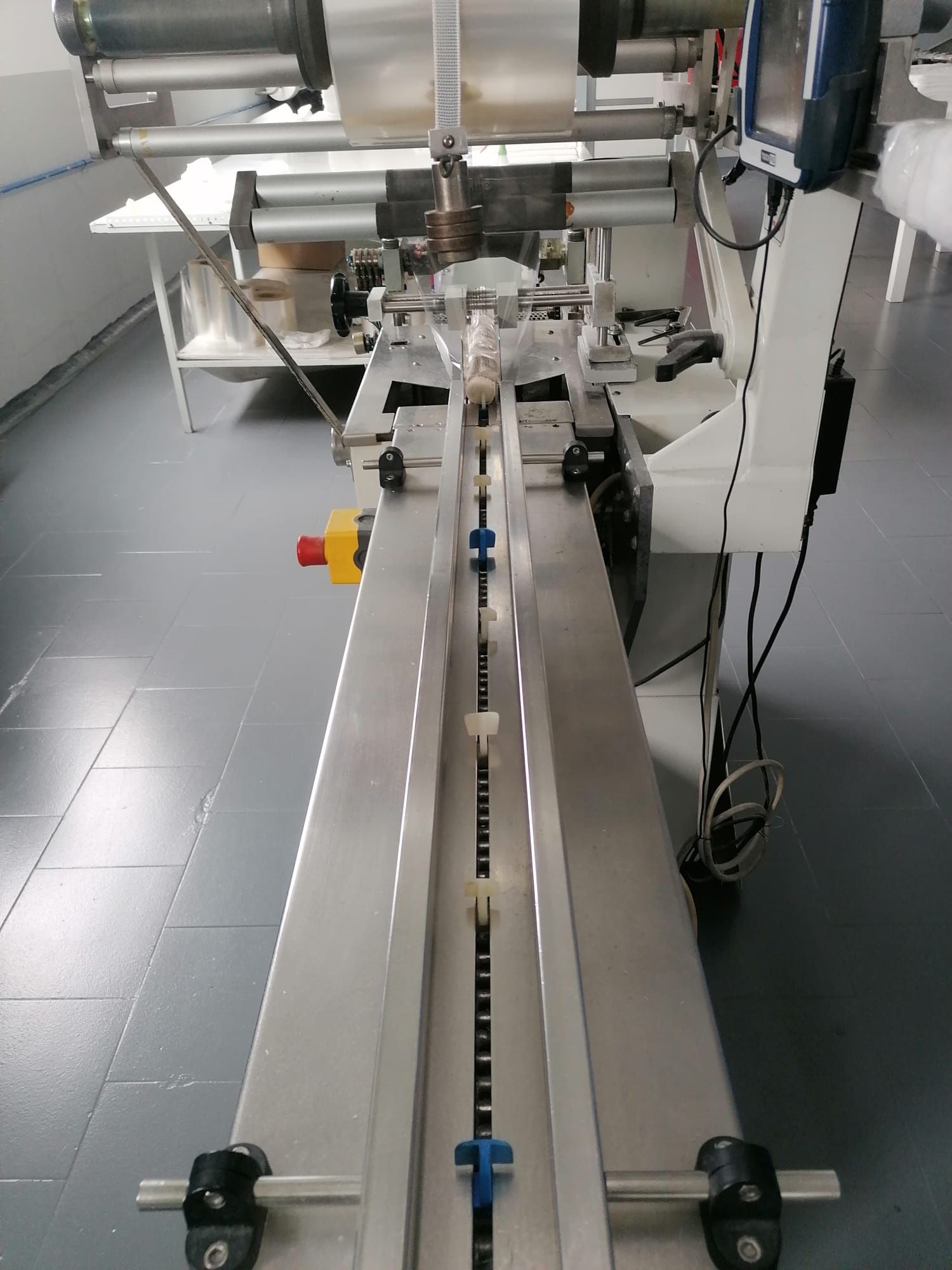 Máquina de Embalar usada FLOW PACK