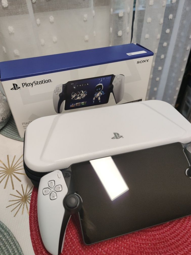 PS Portal + etui case sony oryginalne zestaw jak nowy PlayStation PS