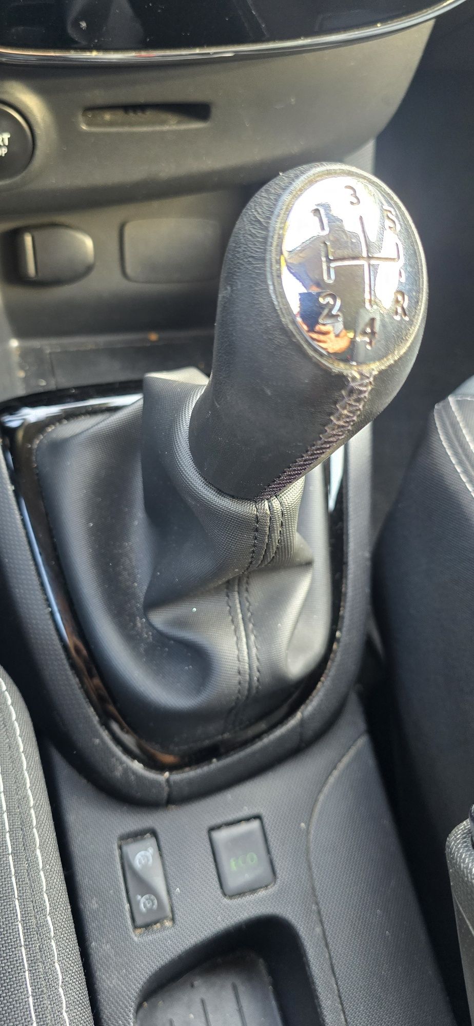 Renault Clio gasolina 90cv 132000 kms