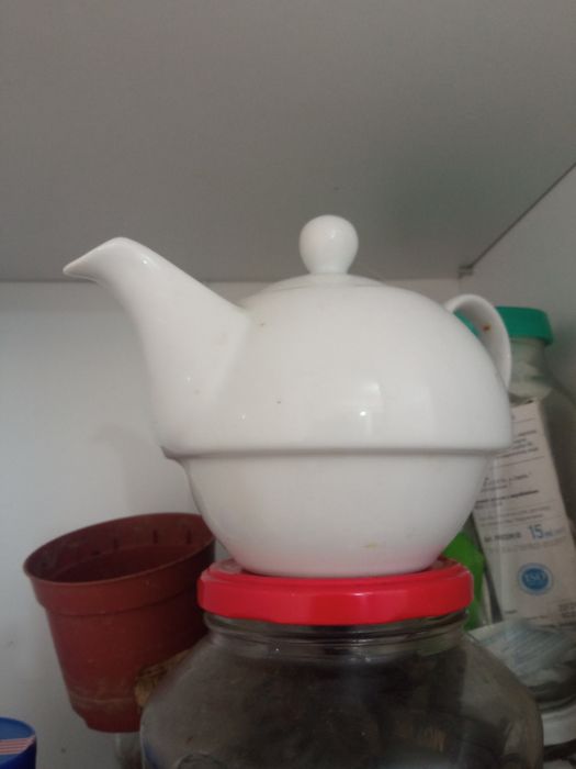Чайник для чая белый новый