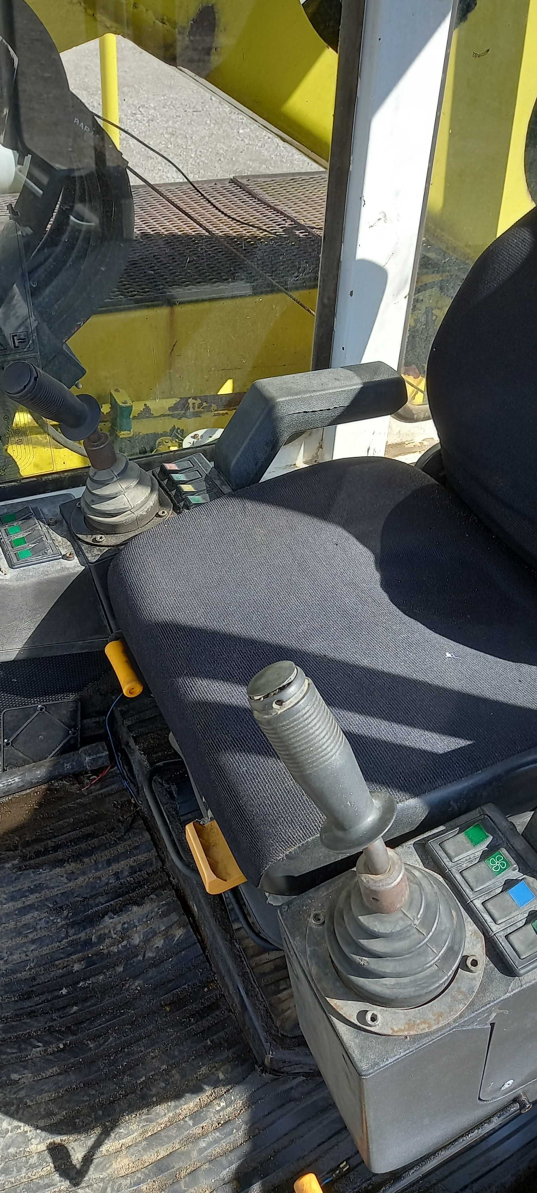 Koparka teleskopowa TATRA UDS 214  Cat Liebherr  Jcb