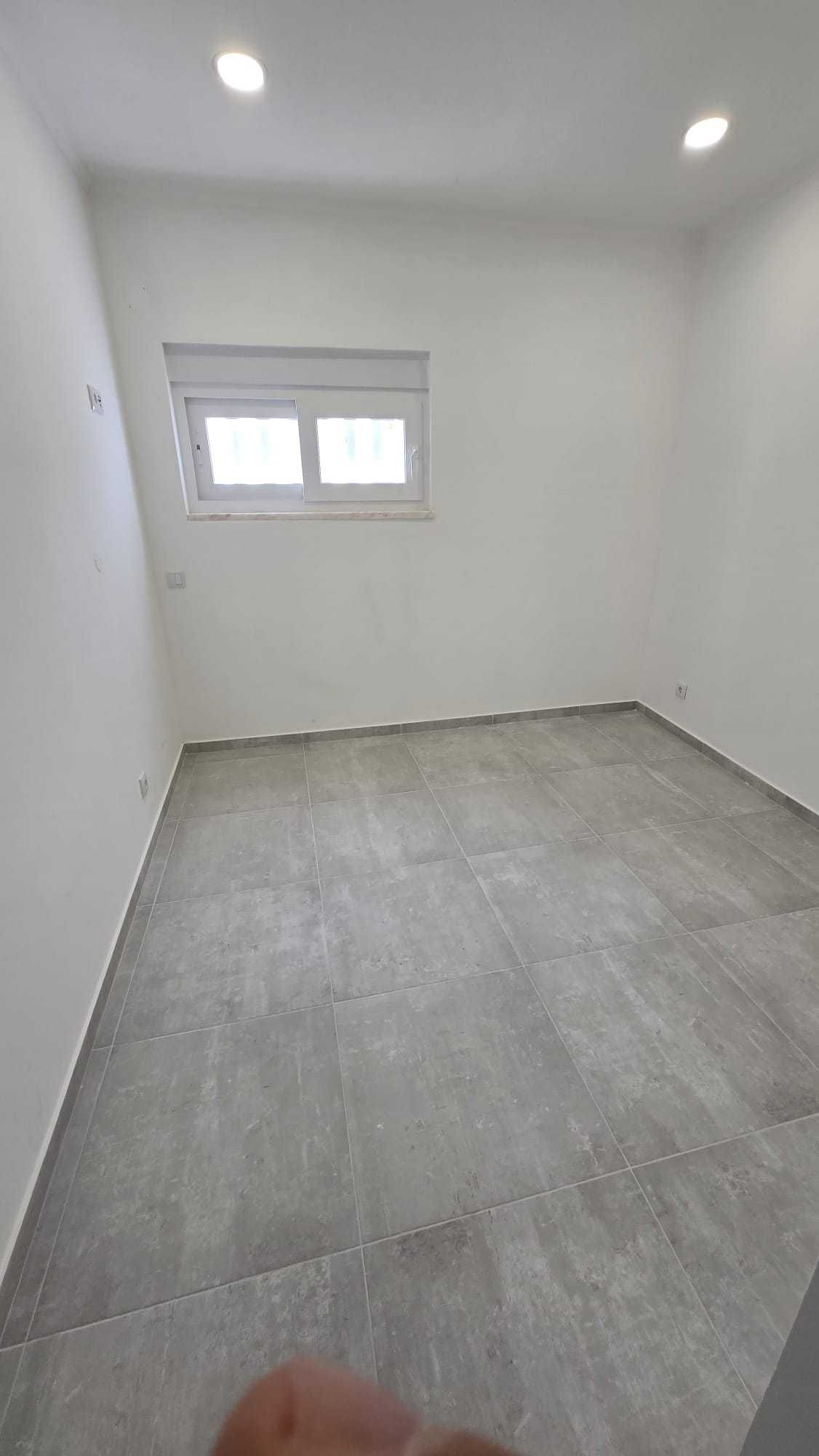 2 Apartamentos T2 em centro de Azambuja para arrendamento