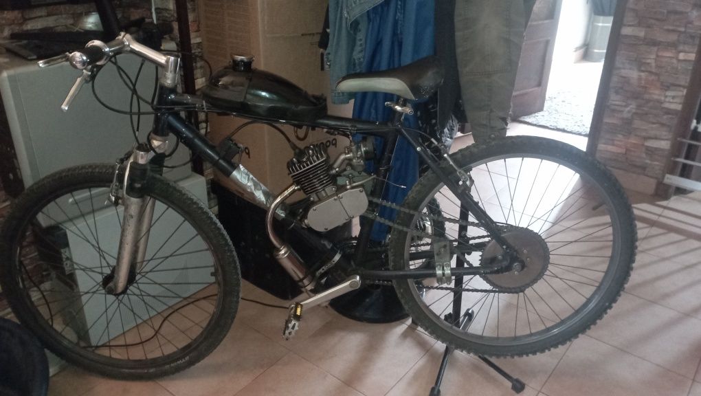 Bicicleta a motor