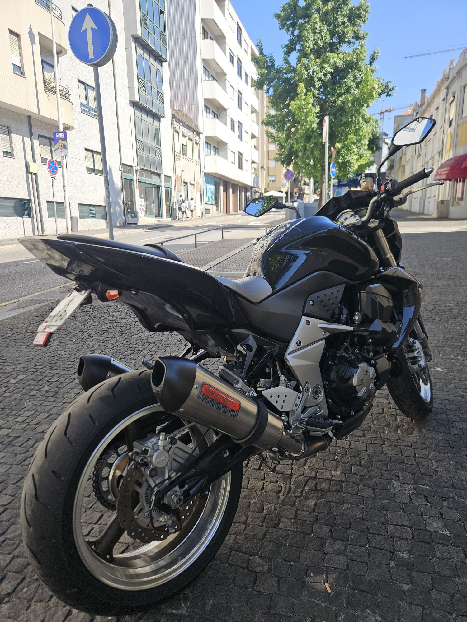 Kawasaki   z1000