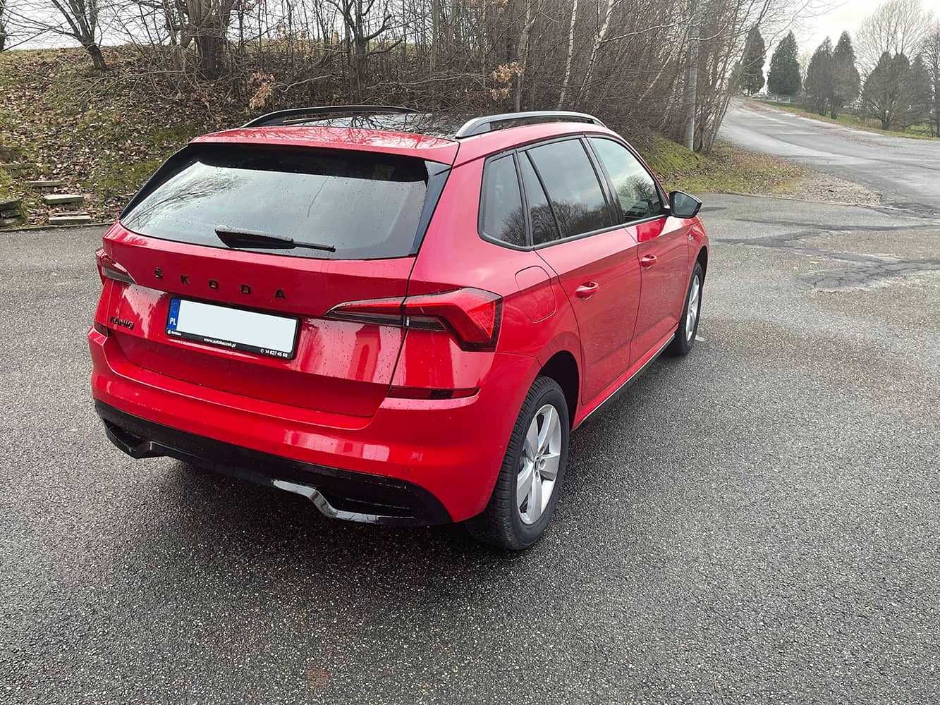 Wynajem samochodu do ślubu Skoda Kamiq Crossover z kierowca wesele