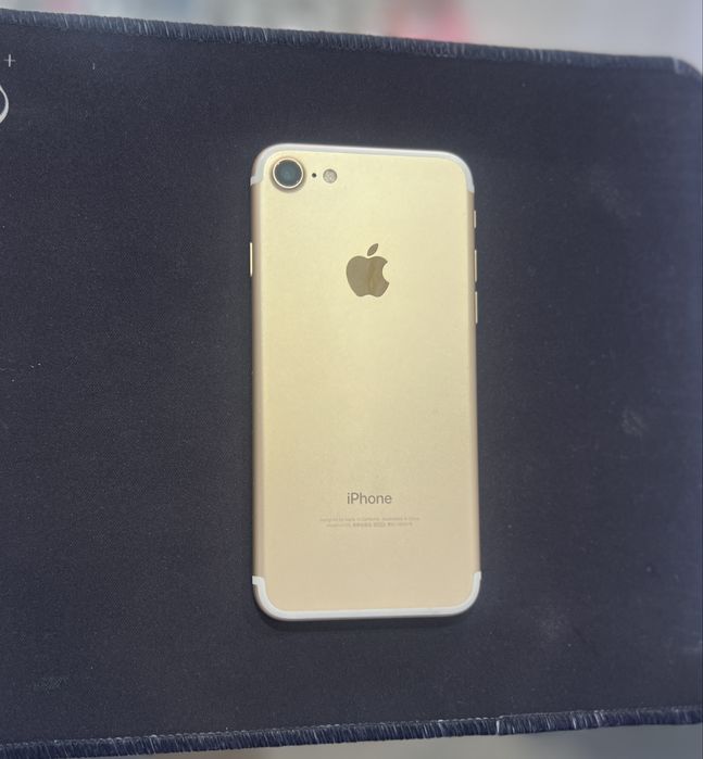 I Phone 7 32GB.