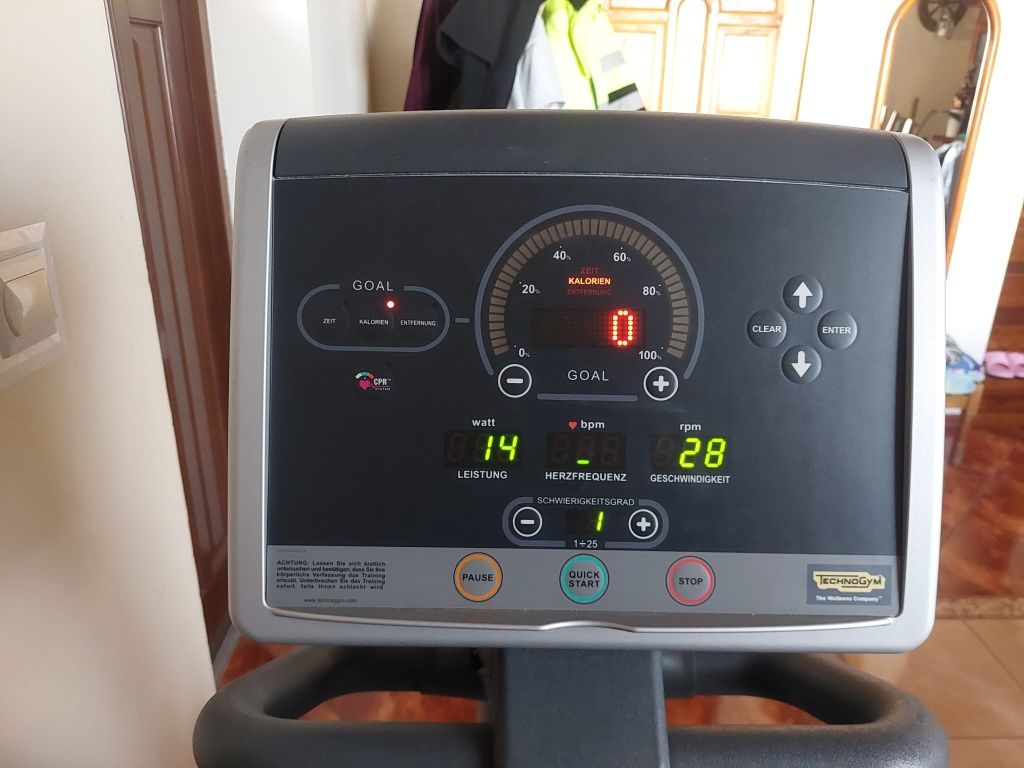 Rowerek treningowy Technogym