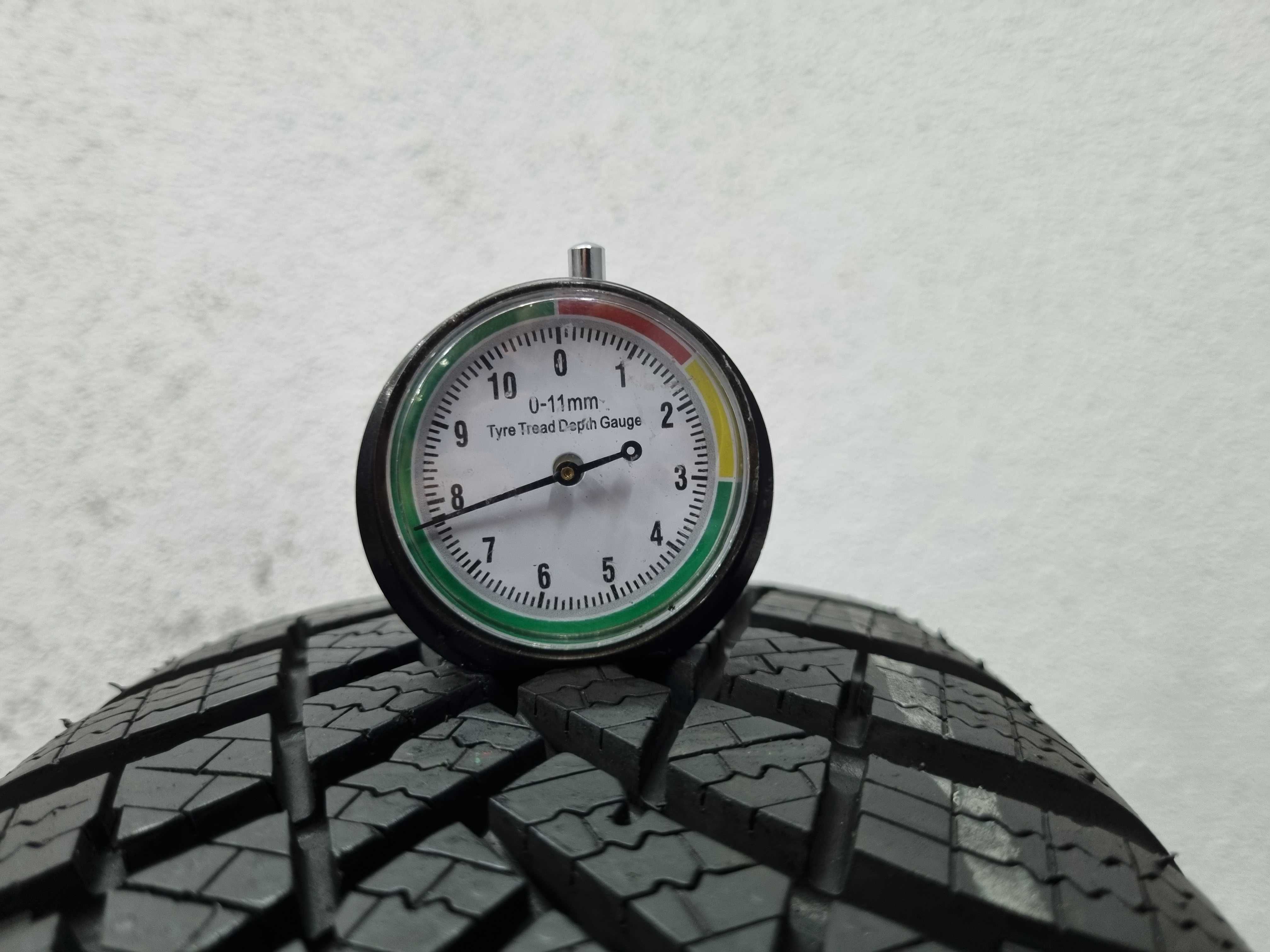 175/65/14 82T Hankook Winter Icept RS3 Dot.1322R