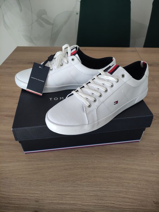 Nowe Trampki tenisówki buty Tommy Hilfiger 40