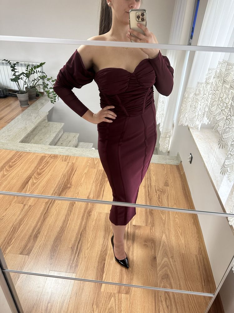 Sukienka bordowa ASOS rozmiar 44 wesele poprawiny komunia