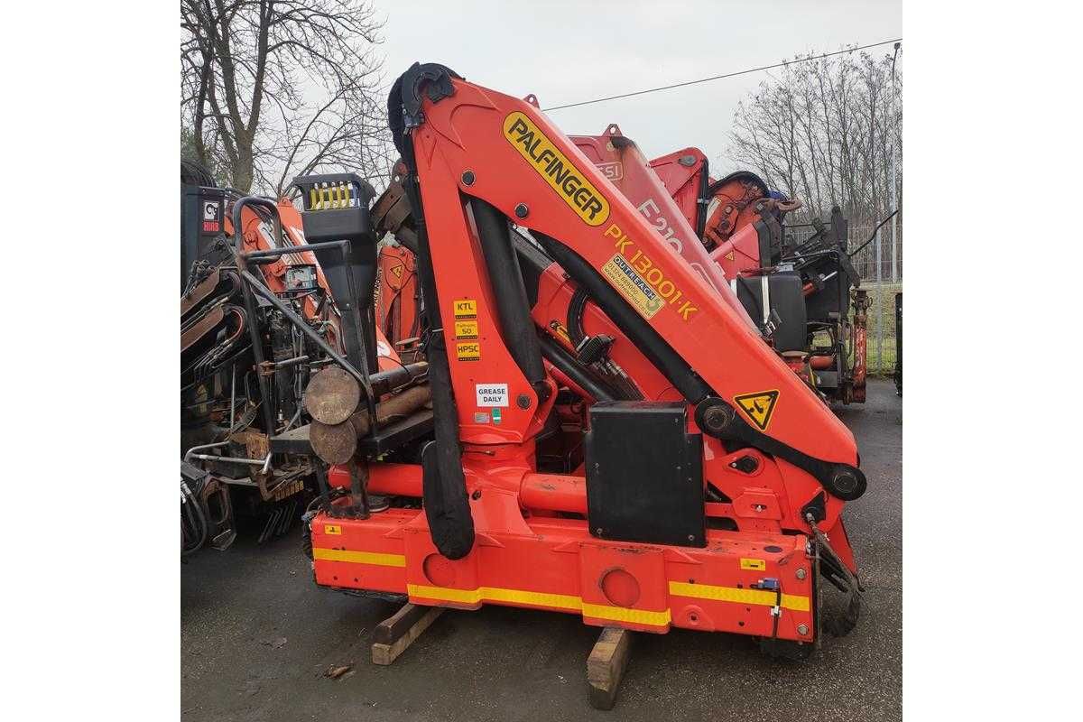 hds manipulator palfinger pk13001 rok 2015 hiab fassi atlas