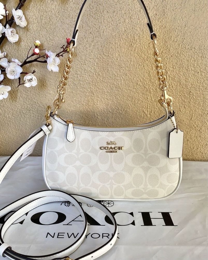 Сумка Coach в наявності