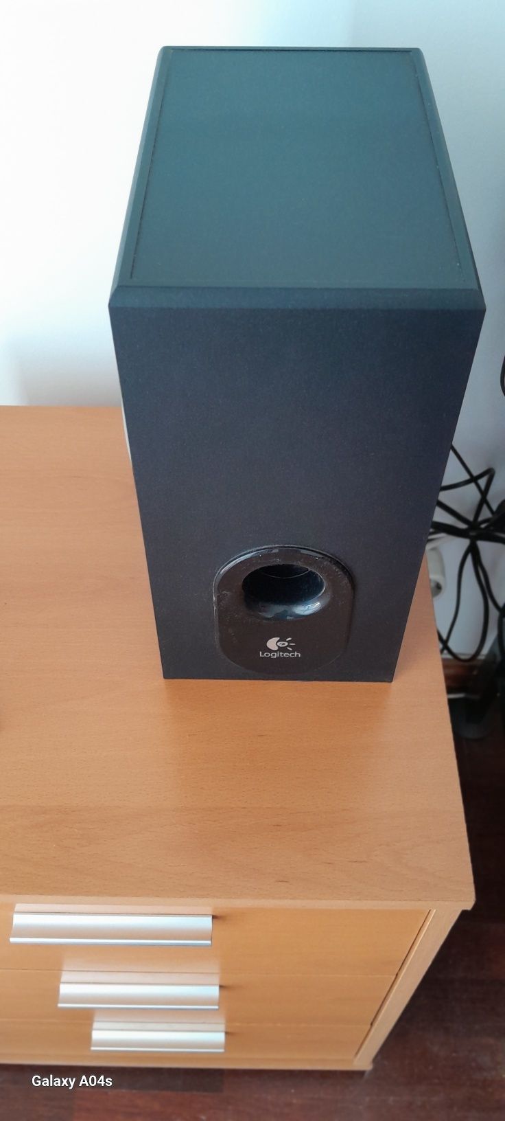 2 colunas e subwoofer
