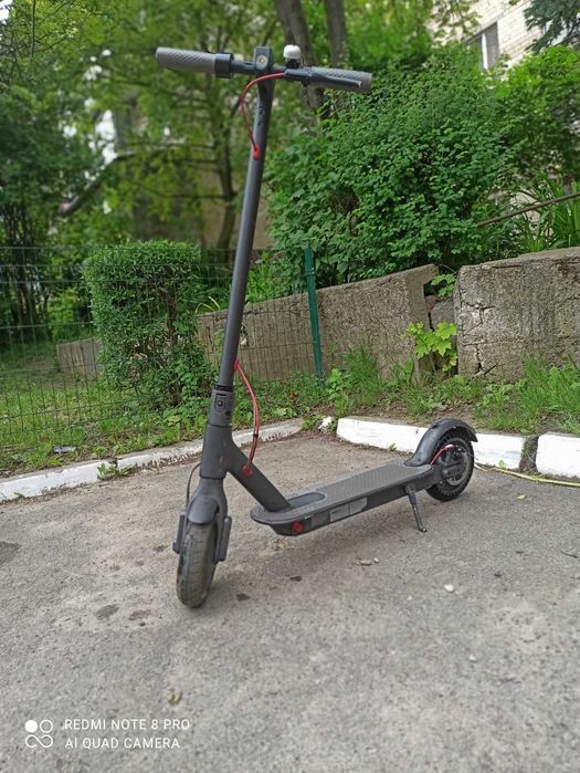 Електросамокат Xiomi m365