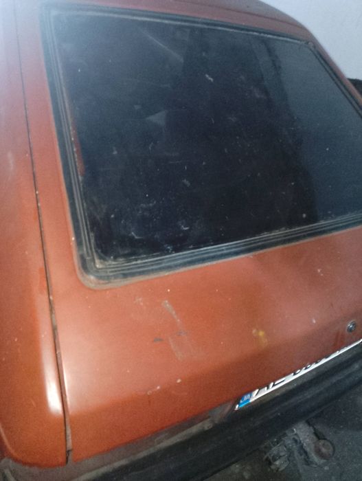 Кузов АЗЛК2141 с ходовой. Днище поварено и усилено под двигатель Ауди